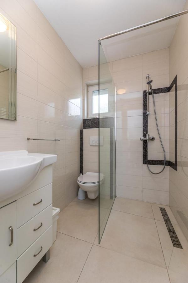 Apartments Augustinovic Baška Kültér fotó