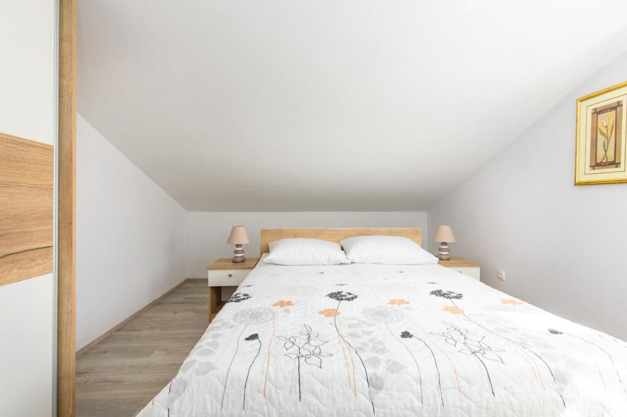 Apartments Augustinovic Baška Kültér fotó
